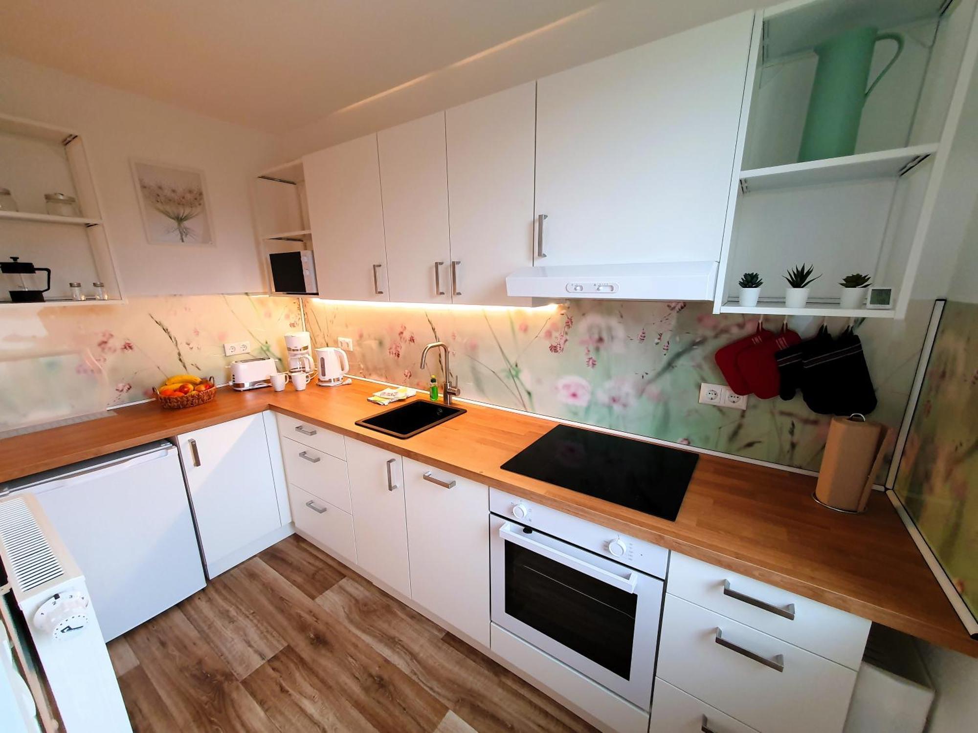 Radfreundliches Wohlfuehl-Apartment Mit Terrasse Und Parkplatz - Fewo Woody Schwerin  Exteriér fotografie
